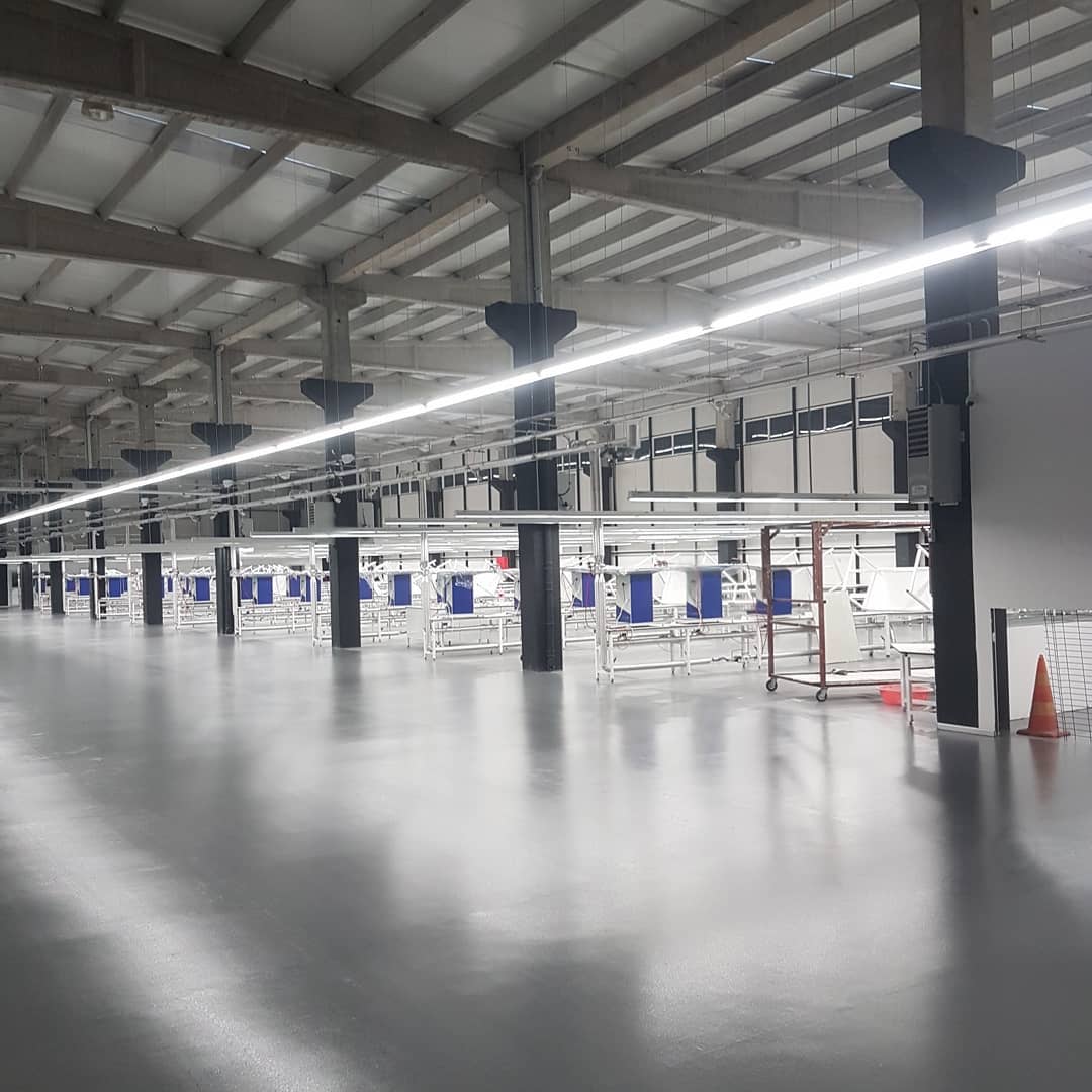 Adana Zemin koruyucu epoksi astar, şeffa ve renkli boya, parlak zemin, zemin parlatma