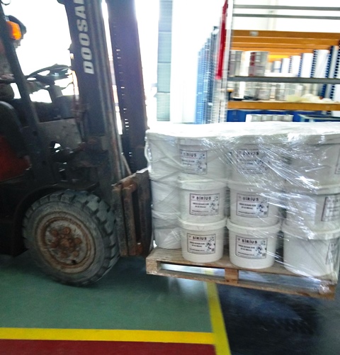 reçine ile eski endüstriyel zemin ve yüzeylerin onarımı ve yenilenmesi